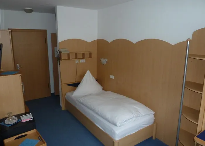 Luise - An Der Philharmonie Otel Essen