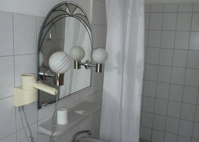 Luise - An Der Philharmonie 3*