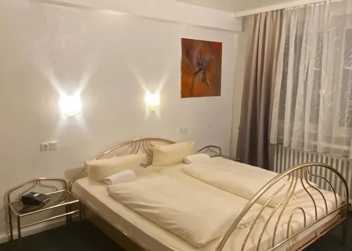 Luise - An Der Philharmonie Essen