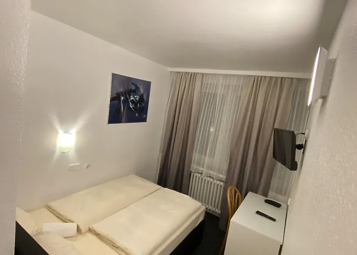 Luise - An Der Philharmonie Otel Essen